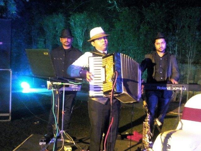 indian accordion player kalyan-dombivli