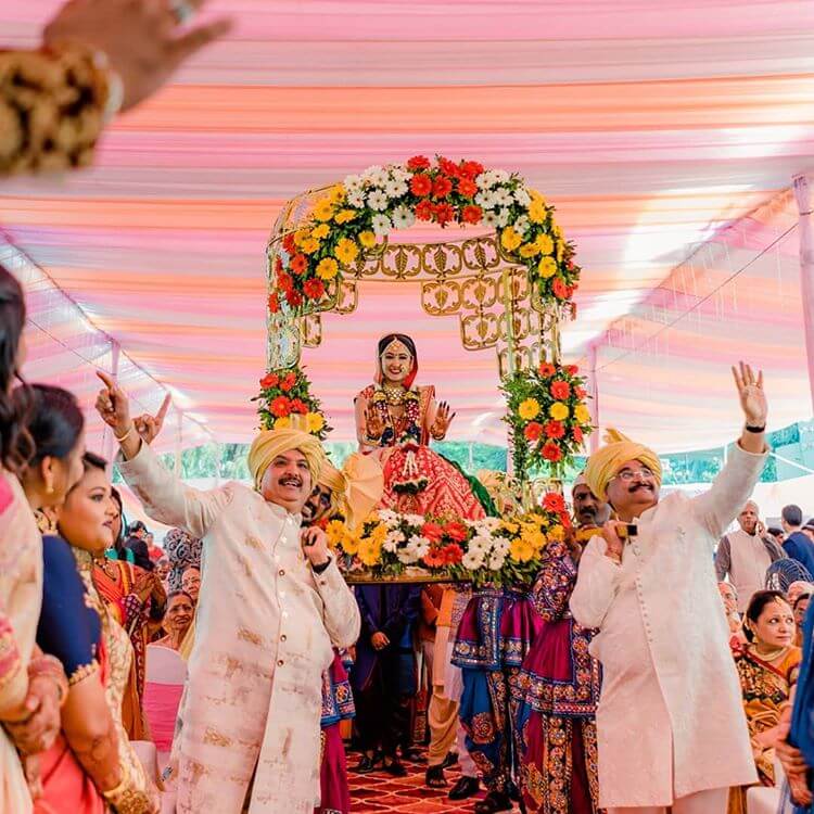 bride doli on rent kalyan-dombivli