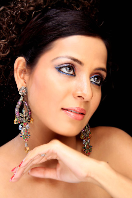 professional female model kalyan-dombivli