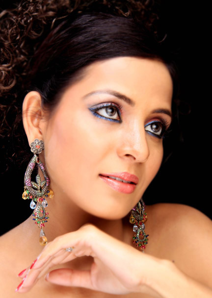 professional female model kalyan-dombivli