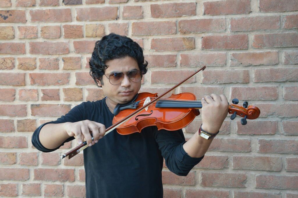 best violin player kalyan-dombivli